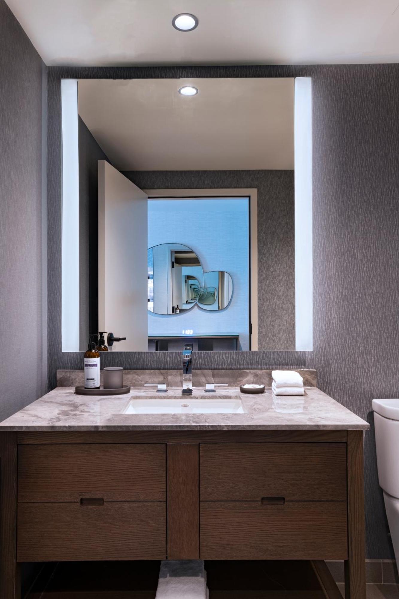 فندق Hyatt Regency كونرو المظهر الخارجي الصورة